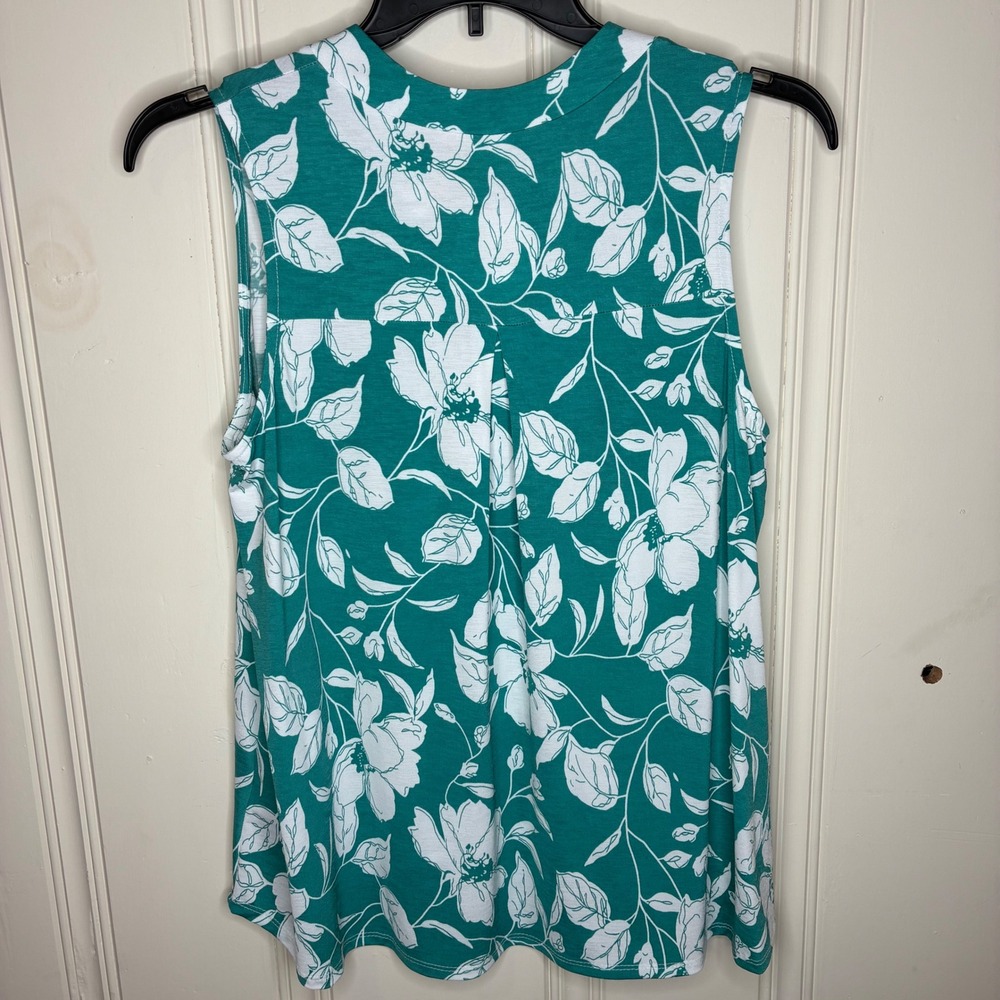 NEW Dear Scarlett Teal Floral Sleeveless Top Split V-Neck Blouse Women M cottage - Picture 3 of 10